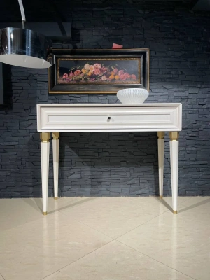 Консоль Lorenta Turkey