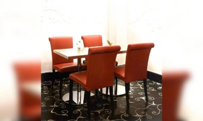 Стул Poltrona Frau Vittoria