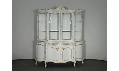 Витрина Pinotti Roberto