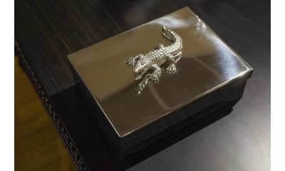 Шкатулка Eichholtz Крокодил