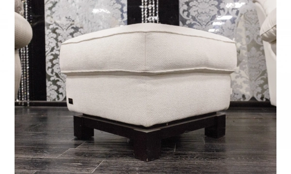 Пуф Relotti Bally