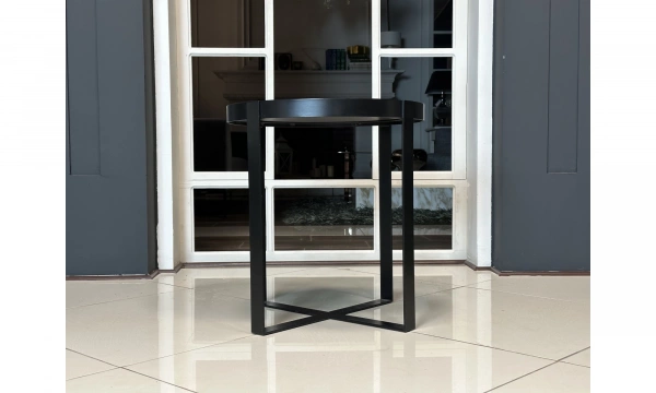 Приставной столик Saloni Capella