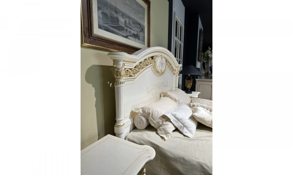 Комплект (кровать + 2 тумбочки) Valderamobili Luigi XVI