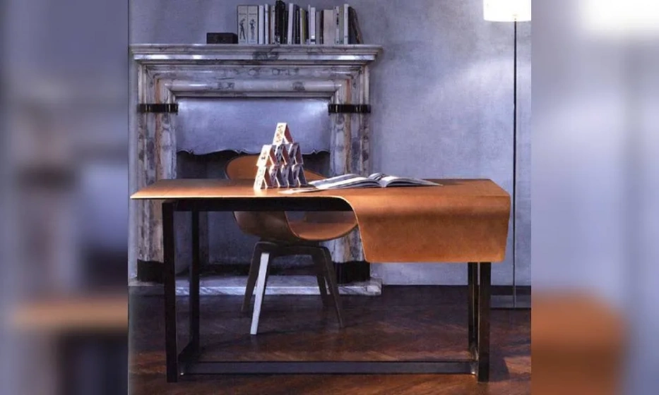 Стол Письменный Poltrona Frau Fred - фото 1