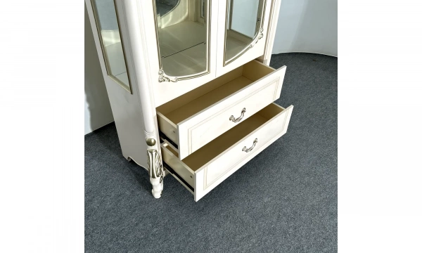 Витрина Анна Потапова Afina