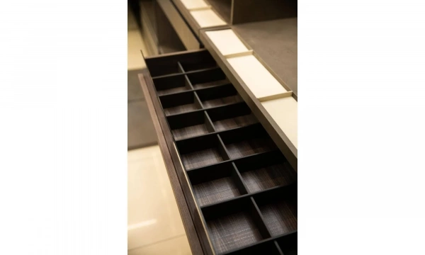 Гардеробная Sangiacomo + раздвижная перегородка