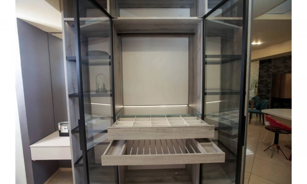 Гардеробная Кардинал