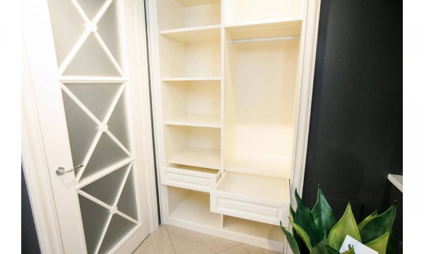 Шкаф (мебельный молуль) Астродорс