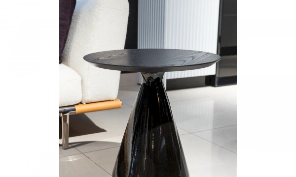 Приставной столик Tonin Casa Amira