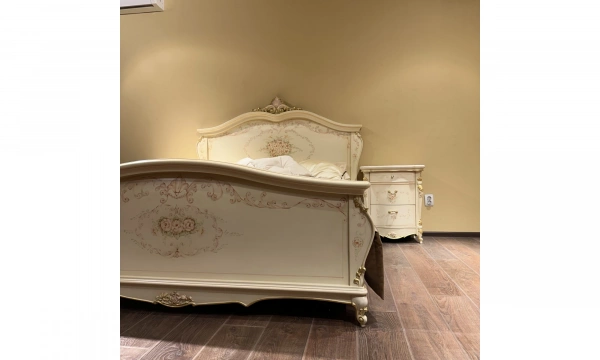 Комплект мебели в спальню AGM