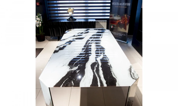 Стол обеденный Tonin Casa Panta Rei