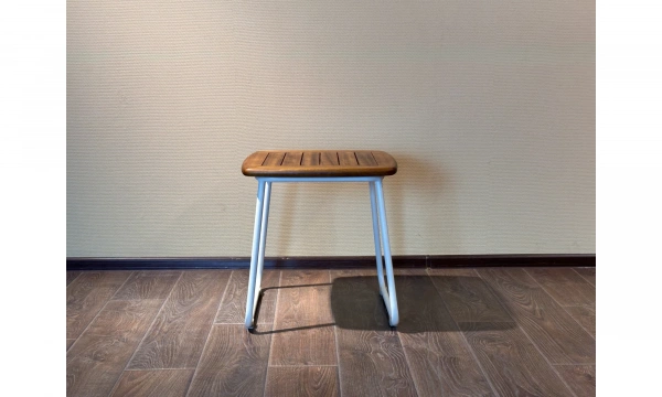 Уличный приставной столик Saloni Gagra